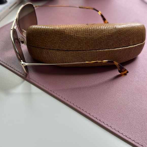 Maui Jim sunglasses with case (used condition) - Picture 8 of 12